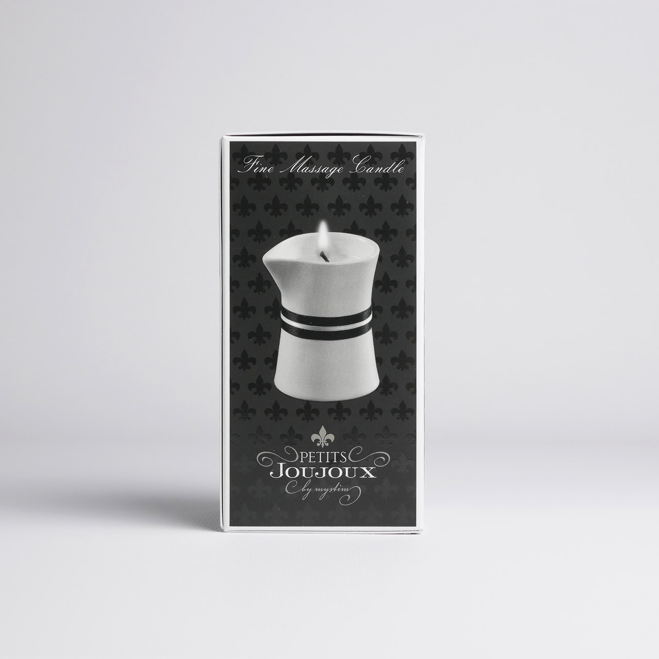 Petits Joujoux London Аромат–Ревень, амбра, черная смор, массажное масло в виде свечи.120 г
