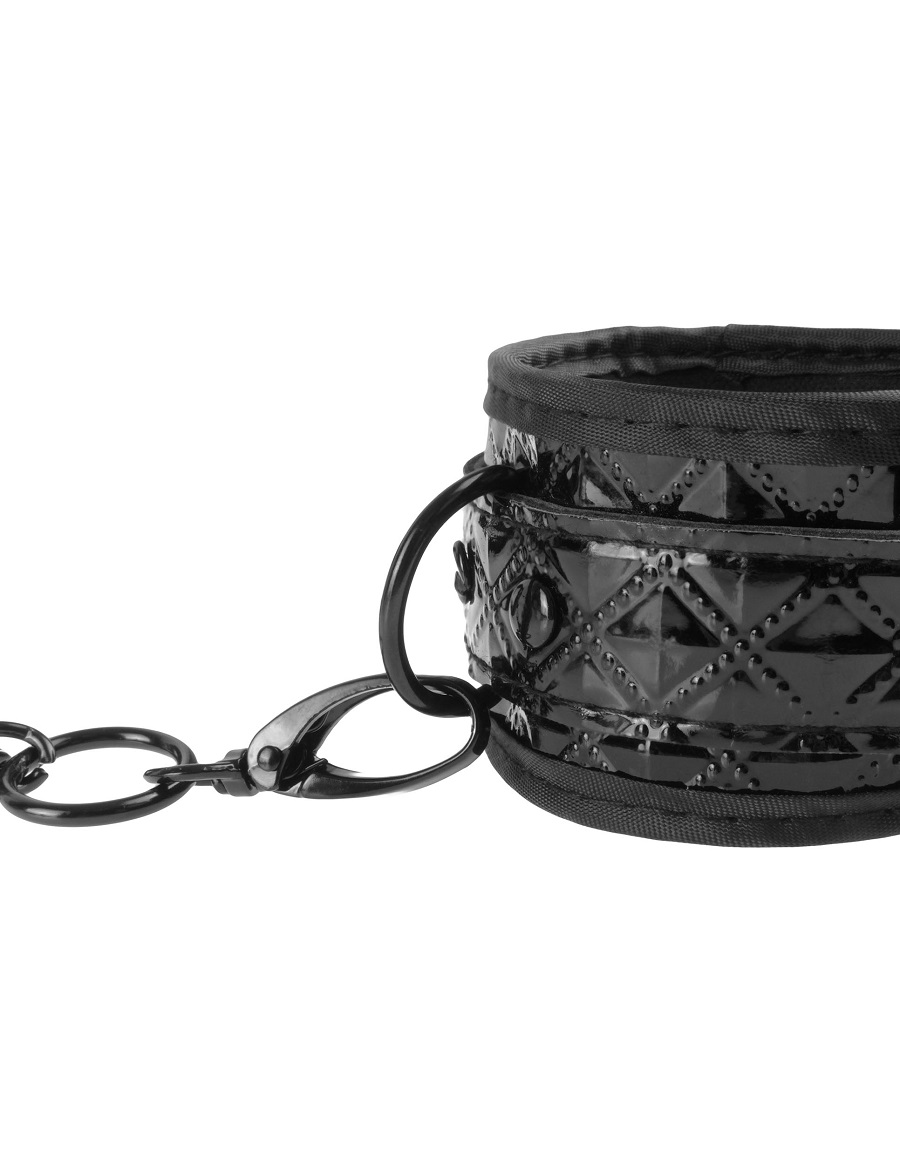 Наручники лаковые соединенные цепочкой Couture Cuffs