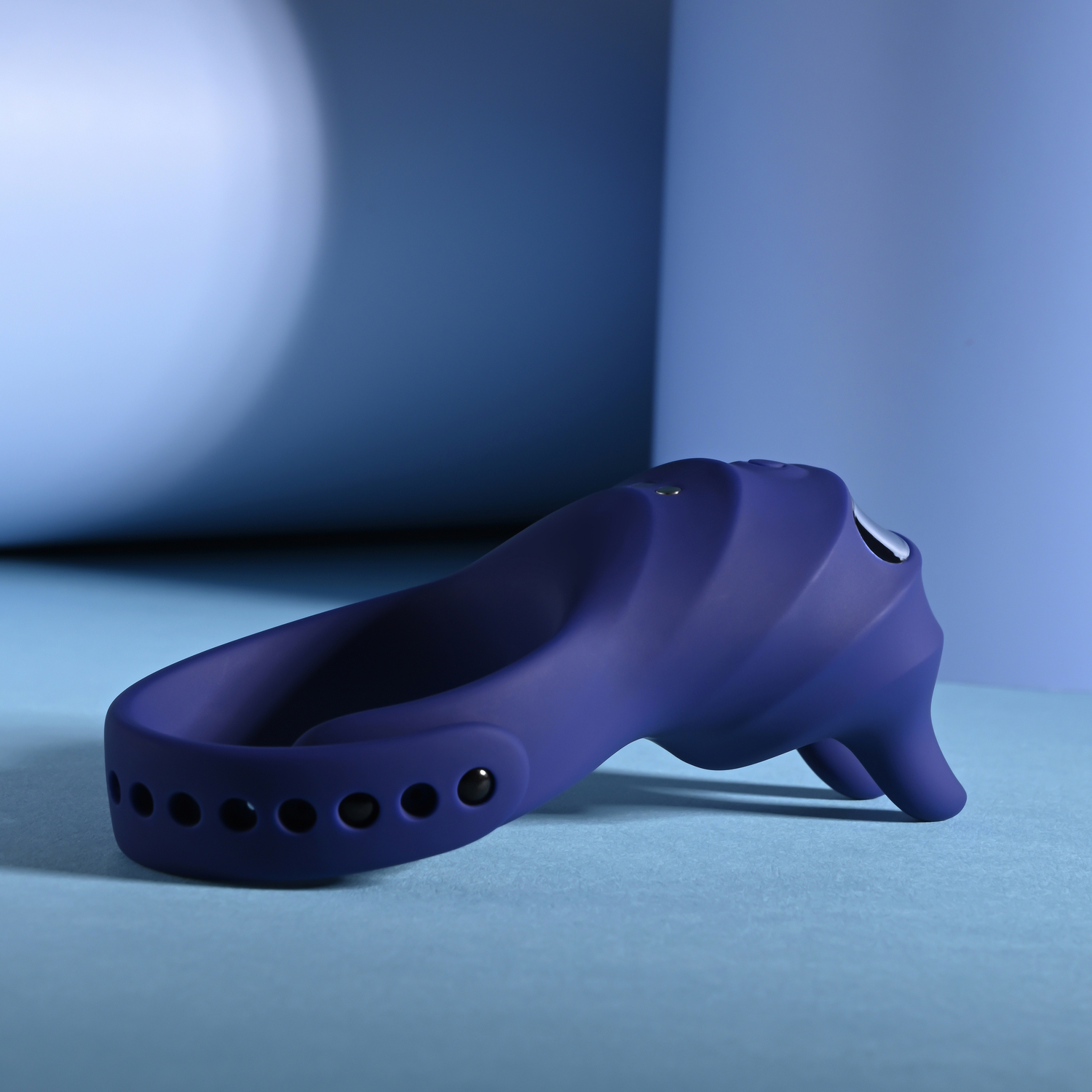 Эрекционное вибро-кольцо с клиторальной подушечкой и пультом ДУ Adjustable Fun Ring