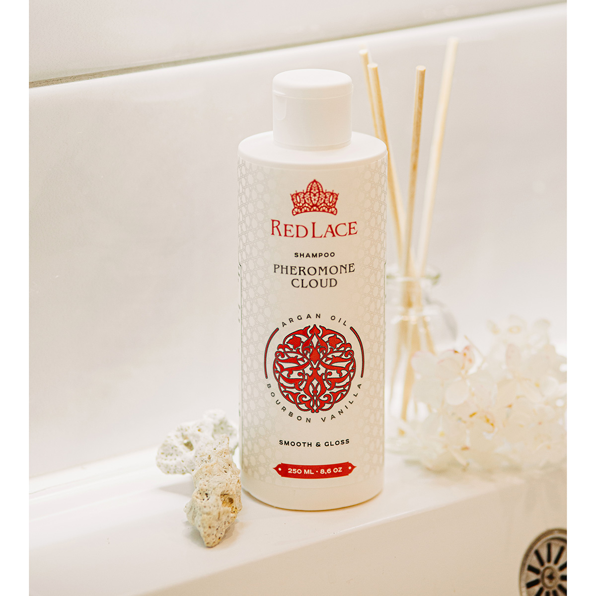 Red Lace Шампунь с феромонами Red Lace Pheromone Cloud Бурбонская Ваниль & Аргановое Масло 250 мл